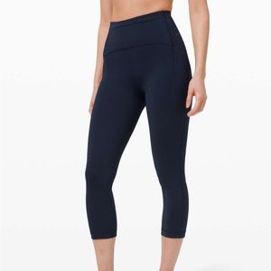 NWT Lululemon Swift Speed HR Crop 21” — true navy